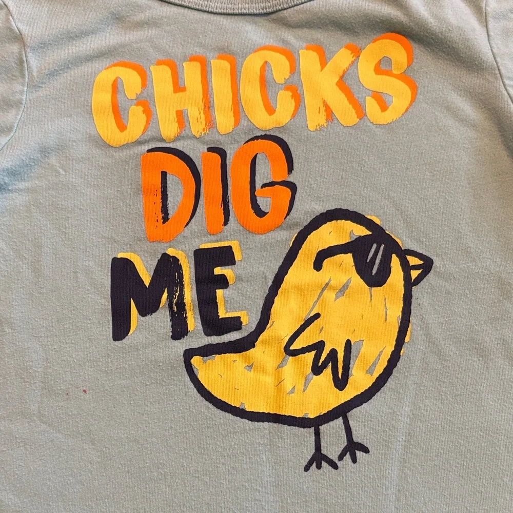 💰The Children's Place Mint Tee with Yellow Chick and Text